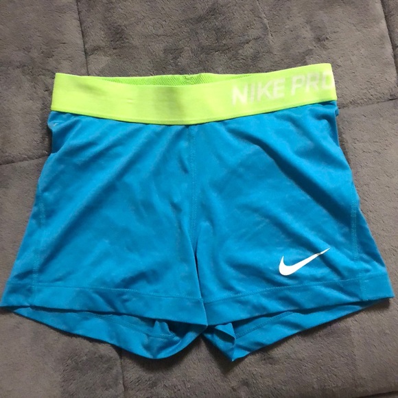 nike pro spandex shorts